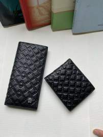 Picture of Versace Wallets _SKUfw233325909fw